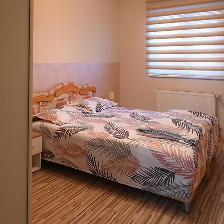 Mb Apartments Jagodina Bagian luar foto