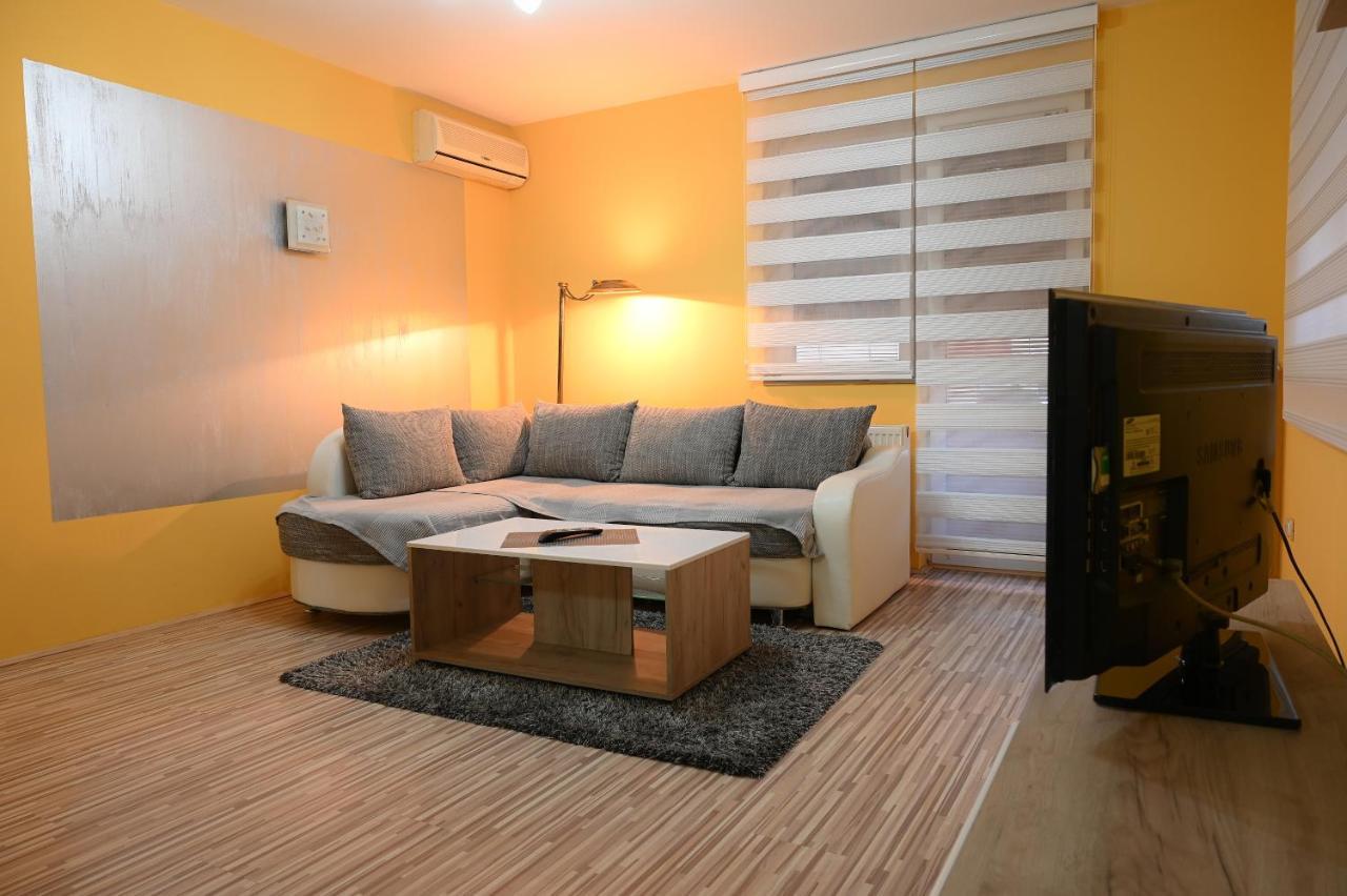 Mb Apartments Jagodina Bagian luar foto