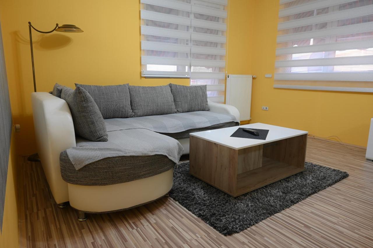 Mb Apartments Jagodina Bagian luar foto