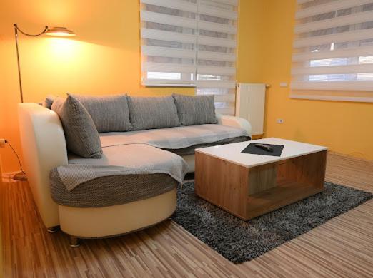 Mb Apartments Jagodina Bagian luar foto