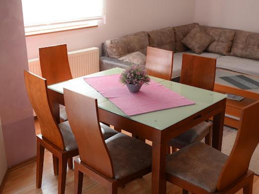 Mb Apartments Jagodina Bagian luar foto