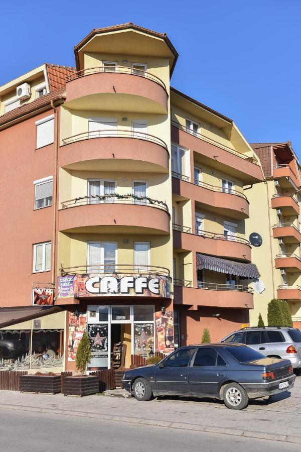 Mb Apartments Jagodina Bagian luar foto